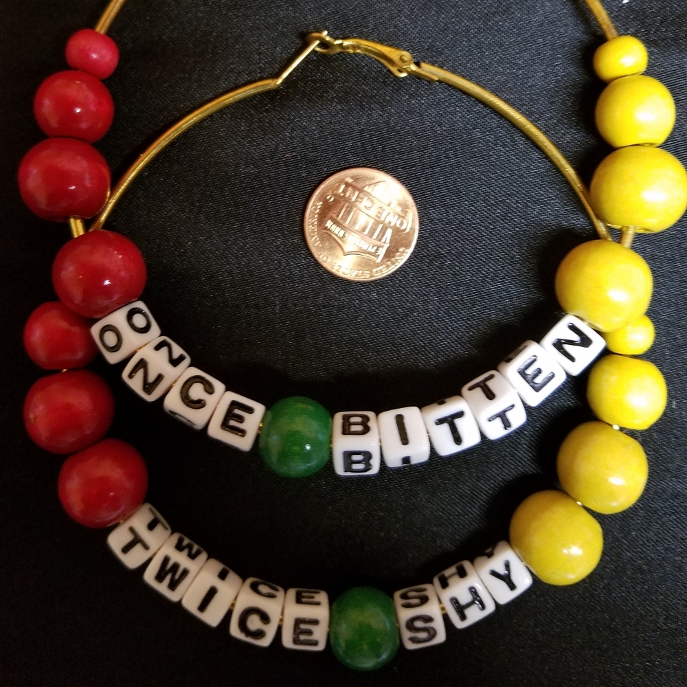 Women's earrings